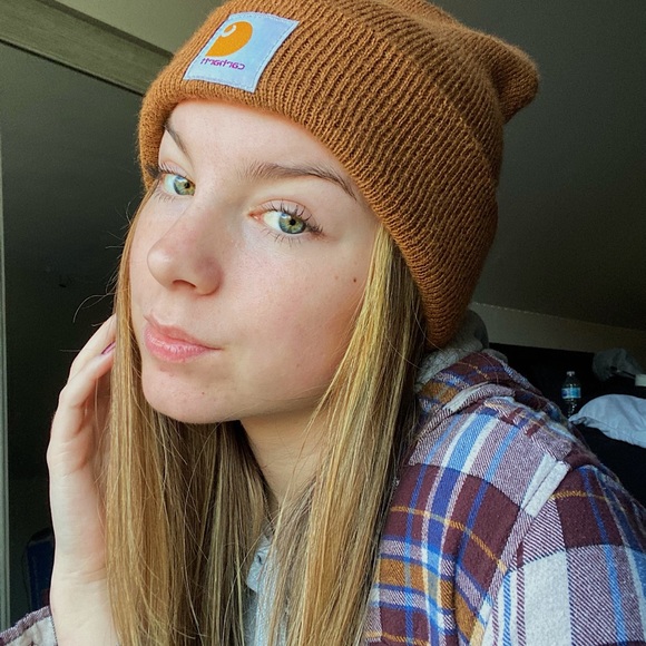 Meet your Posher, Maddie - Picture 1 of 1